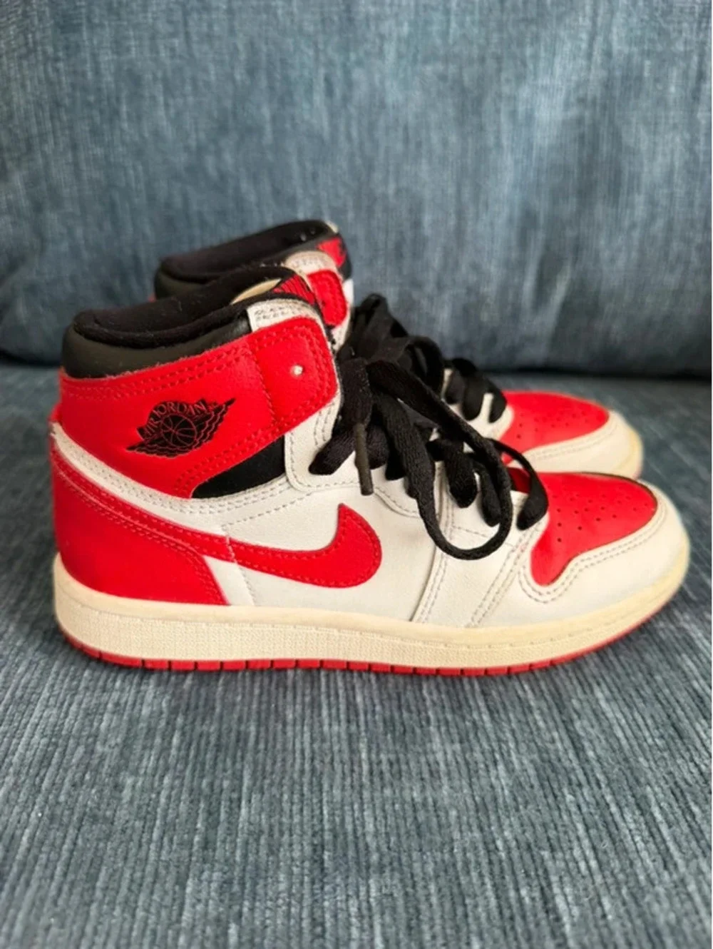 Nike Air Jordan 1 Retro High OG PS 'Heritage' youth sneakers size Y1